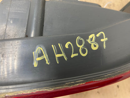 2000 2001 Lexus ES300 Outer Left Driver Lh Side Tail Light AH2887 LK5