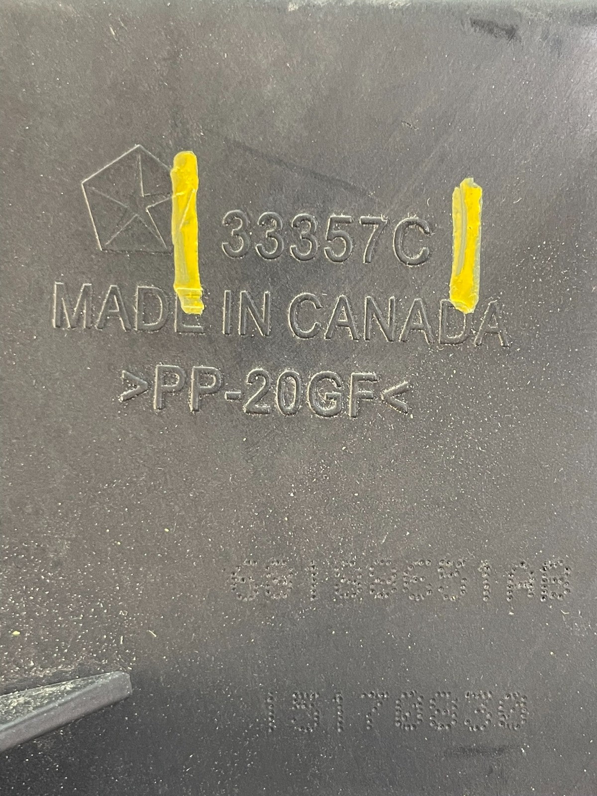 2017-2020 Chrysler Pacifica 3.6L AT FWD Air Intake Cleaner Resonator ad8274 DG6