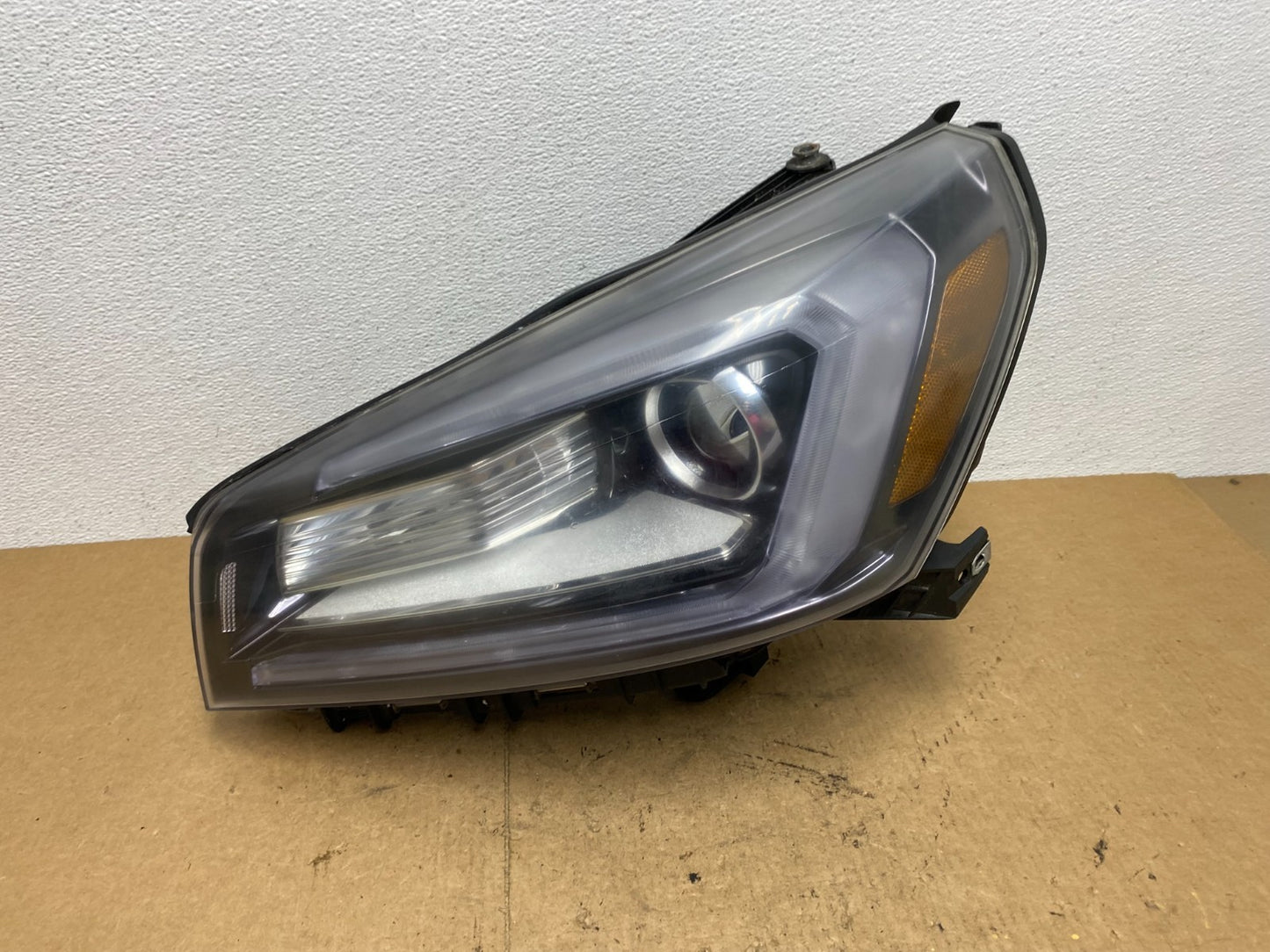 2013-2016 Gmc Acadia Left Driver LH Side Led Halogen Headlight TYC AC3568 DW0