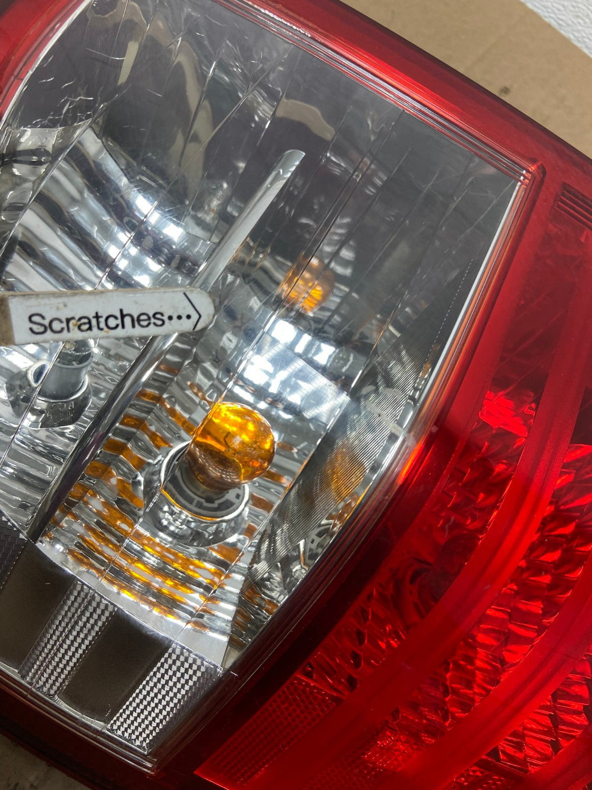 2007 to 2010 Kia Sedona Left Driver LH Side Tail Light AC7209 LK3
