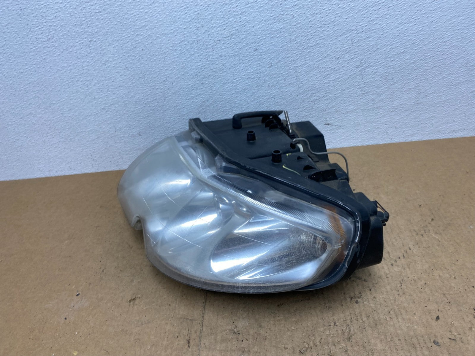 2003 - 2008 Maserati Quattroporte M139 Left Driver LH Headlight Xenon AC3440 DG1