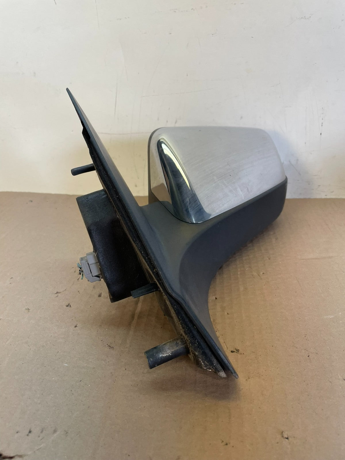 2008 to 2011 Ford Focus Left Driver View Door Mirror AH6498 DG1
