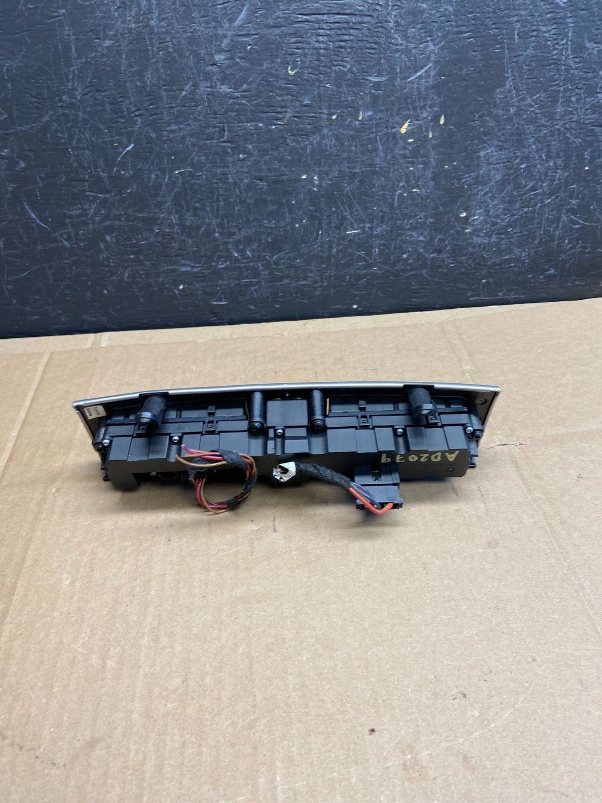 2005-2009 Mercedes W209 CLK350 CLK550 Door Lock ESP Hazard Control AD2079 DG3