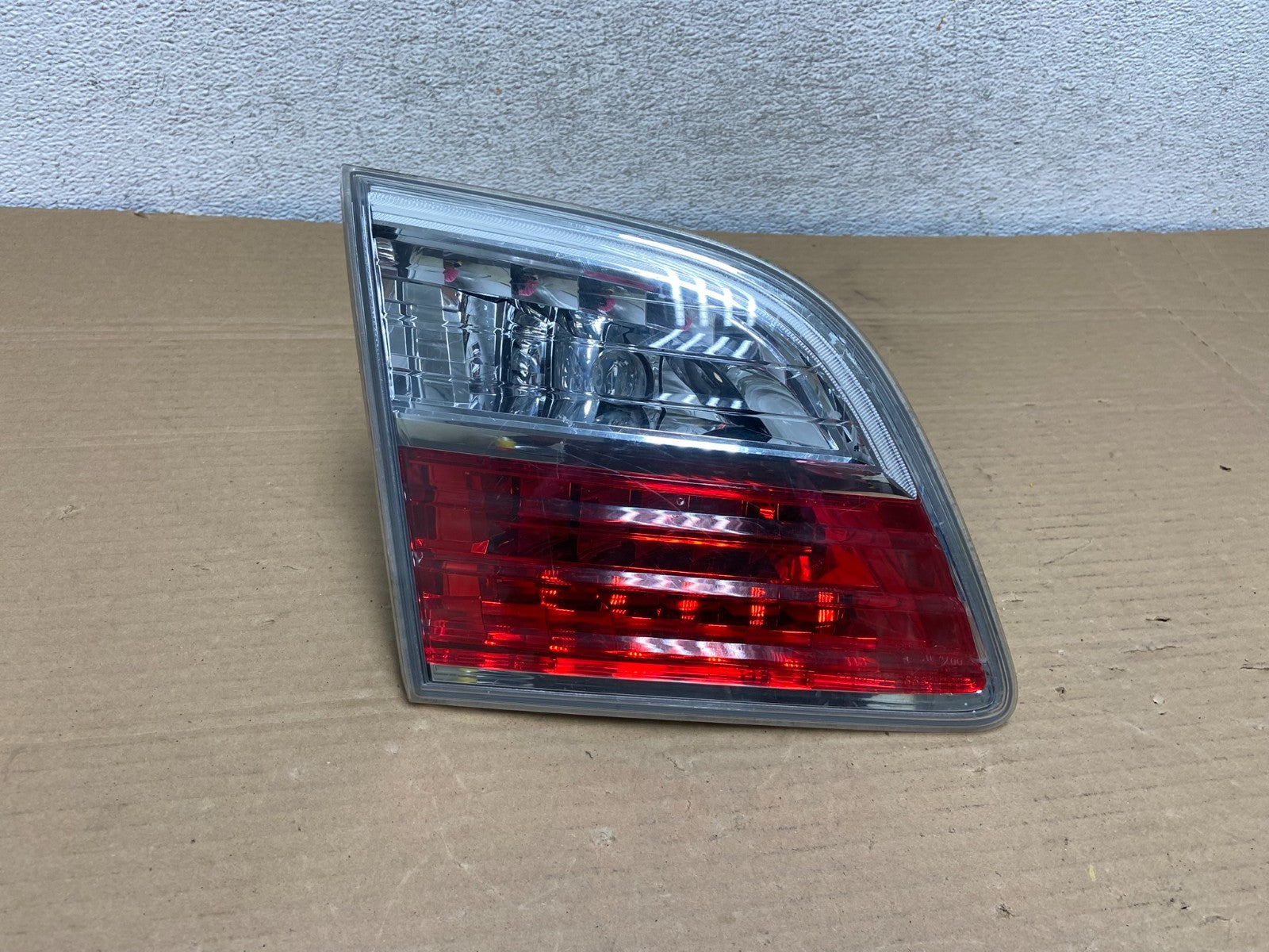 2010 2011 2012 Mazda CX-9 Tail Light Inner Left Driver LH Side AG8904 DW0
