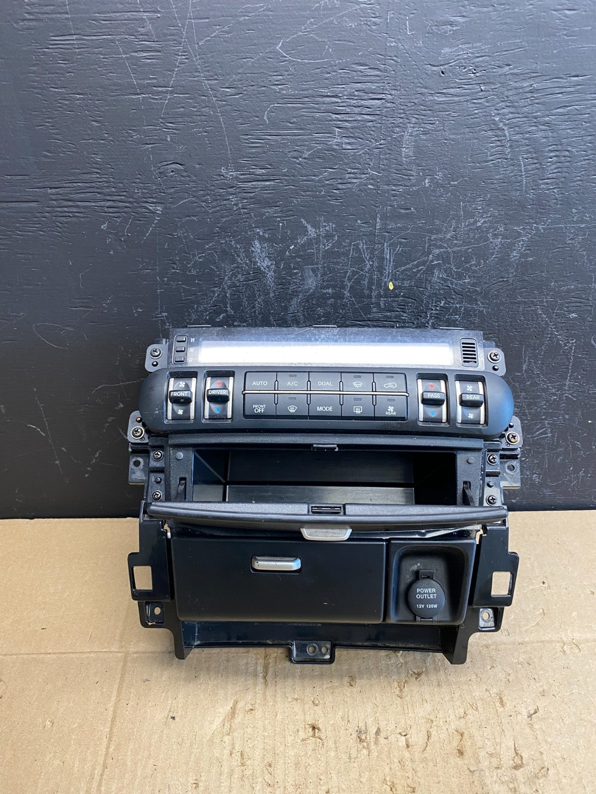 2009 to 2011 Kia Borrego AC Heater Climate Controls HVAC Storage Panel AC4838 DG2