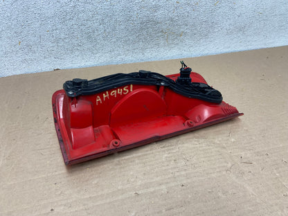 1999 - 2002 Land Rover Discovery Right Passenger Side Tail Light AH9451 LK5