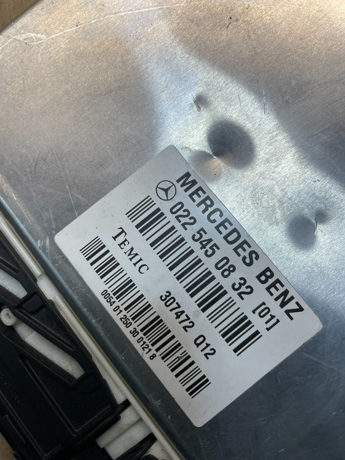 2000-2006 Mercedes Benz W220 CL600 S500 Suspension Control Module X0890 DG3
