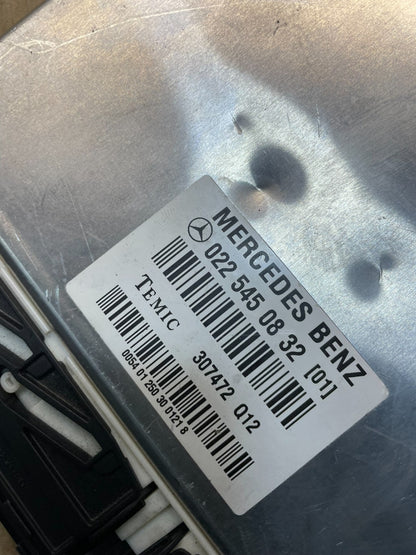 2000-2006 Mercedes Benz W220 CL600 S500 Suspension Control Module X0890 DG3