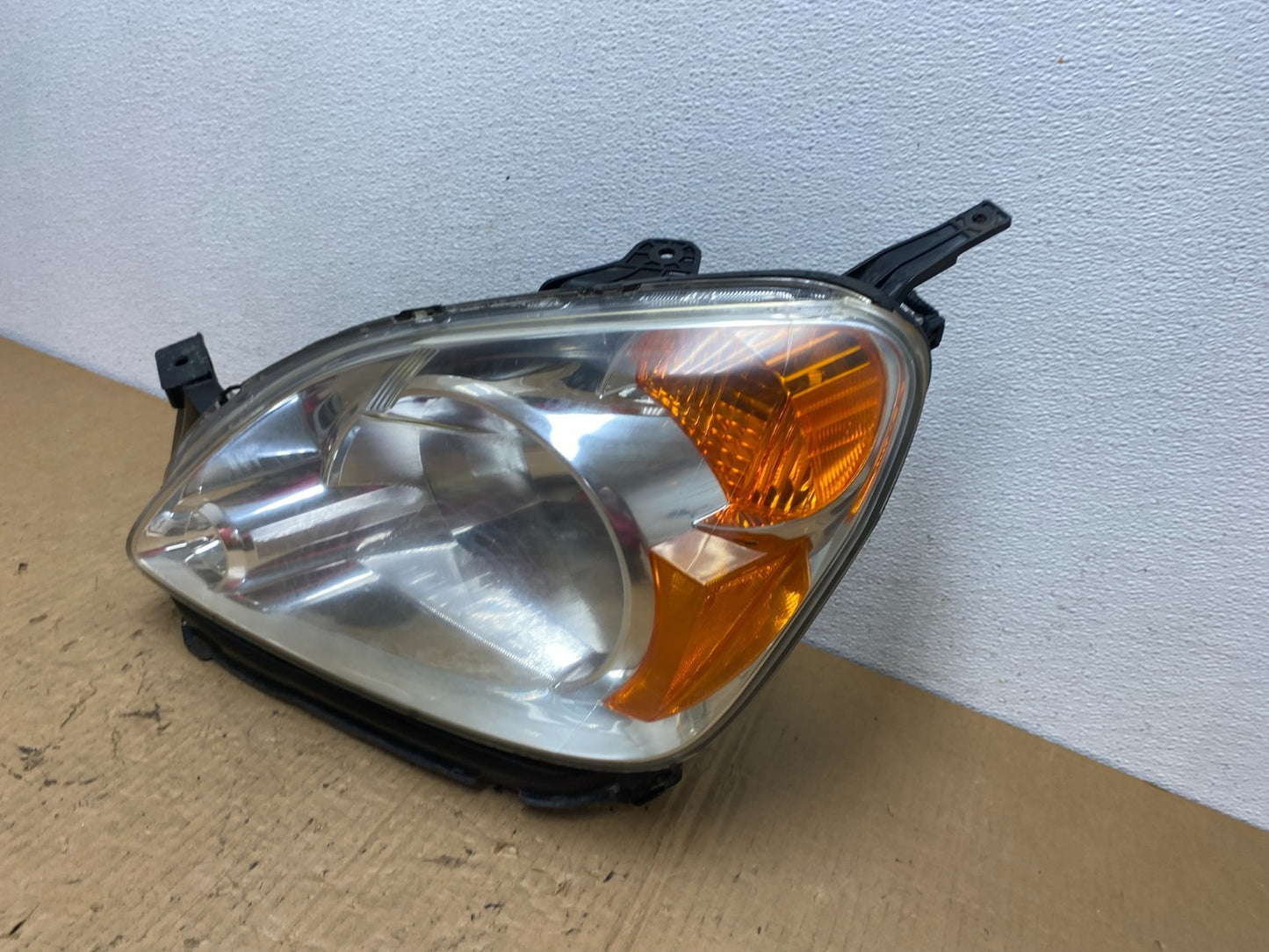 2002 to 2004 Honda Crv Cr-v Left Driver Halogen Headlight AC8329 DW1