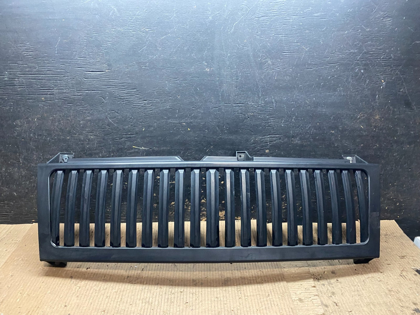 1999 to 2002 Chevrolet Silverado Matte Black ABS Vertical Grille W61720