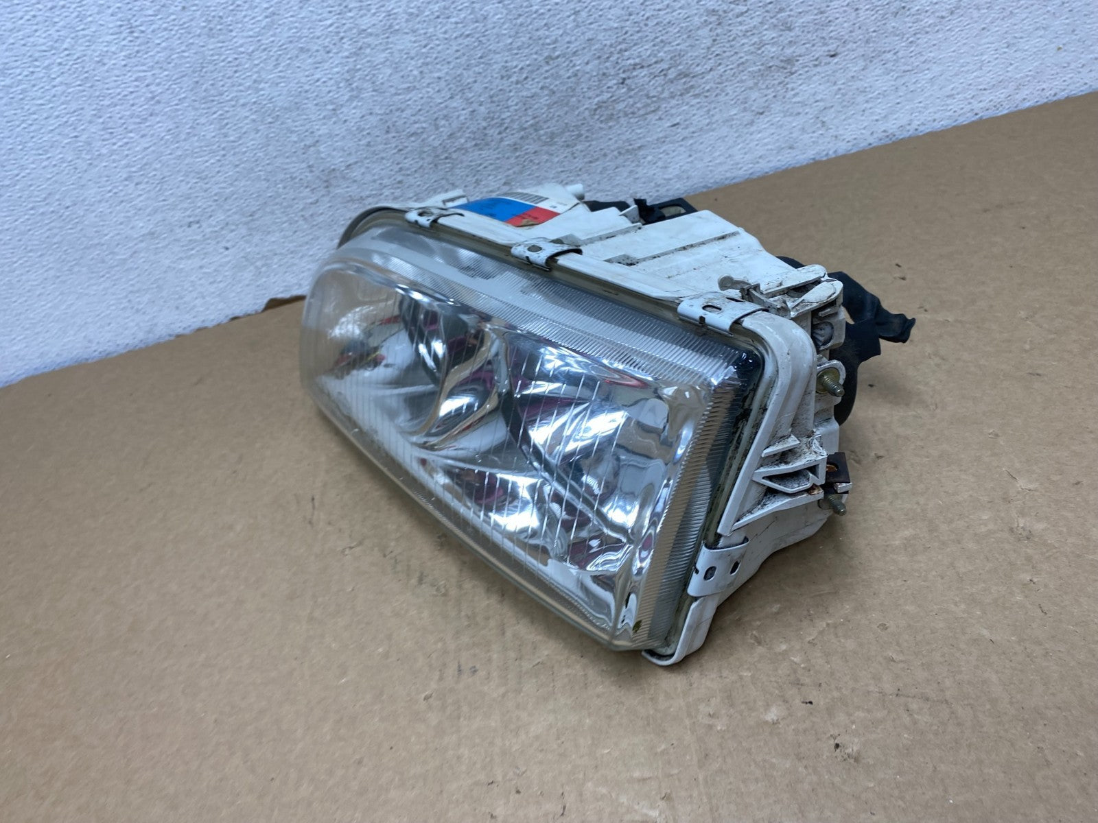 2000 - 2004 Volvo S40 Left Driver LH Halogen Headlight AF7323 DW1