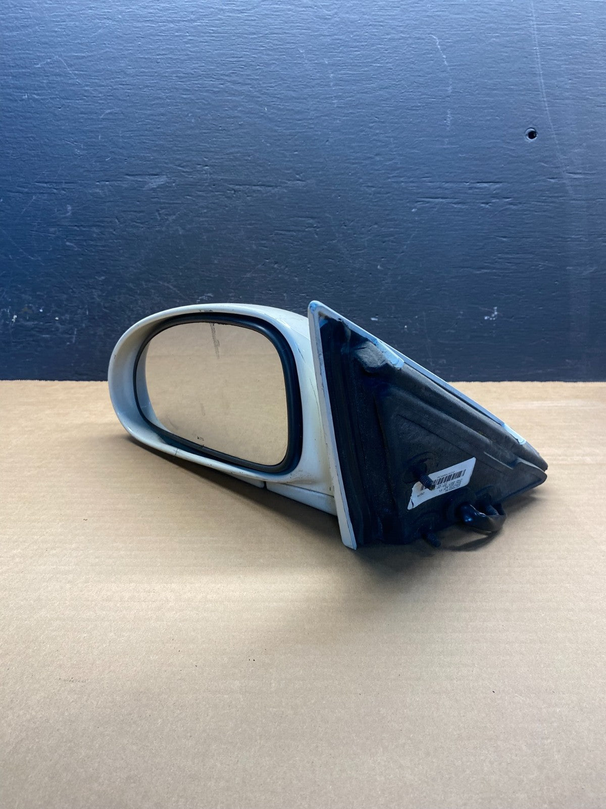 2000 to 2005 Buick LeSabre Left Driver LH Side Door View Mirror AC8000 DG11