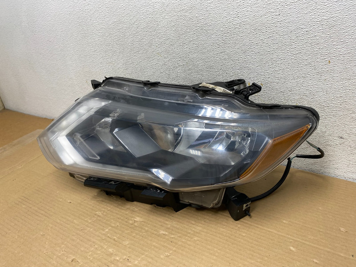 2017 2018 2019 Nissan Rogue Left Driver LH Halogen Headlight AG9327 DG2