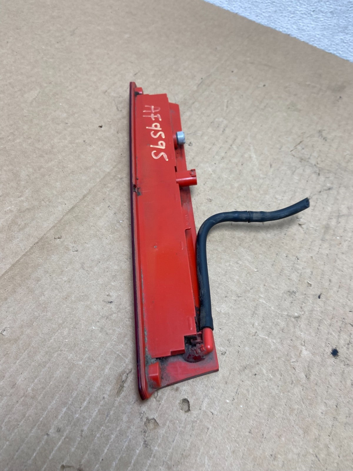 2012 to 2017 Ford Focus SE Trunk Lid Hatch 3rd Brake Light AF9595 DG6