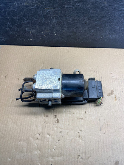 2003 2007 Ford E250 E350 Anti-Lock ABS Antilock Brake Pump AG9749 DG1