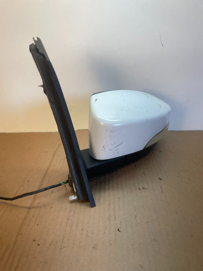 2013 to 2016 Ford C-Max Left Driver Side View Door Turn Signal Mirror AG7791 DW1