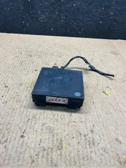 2013 to 2018 Ford Lincoln Rear Radar Blind Spot Module R8419 DG3