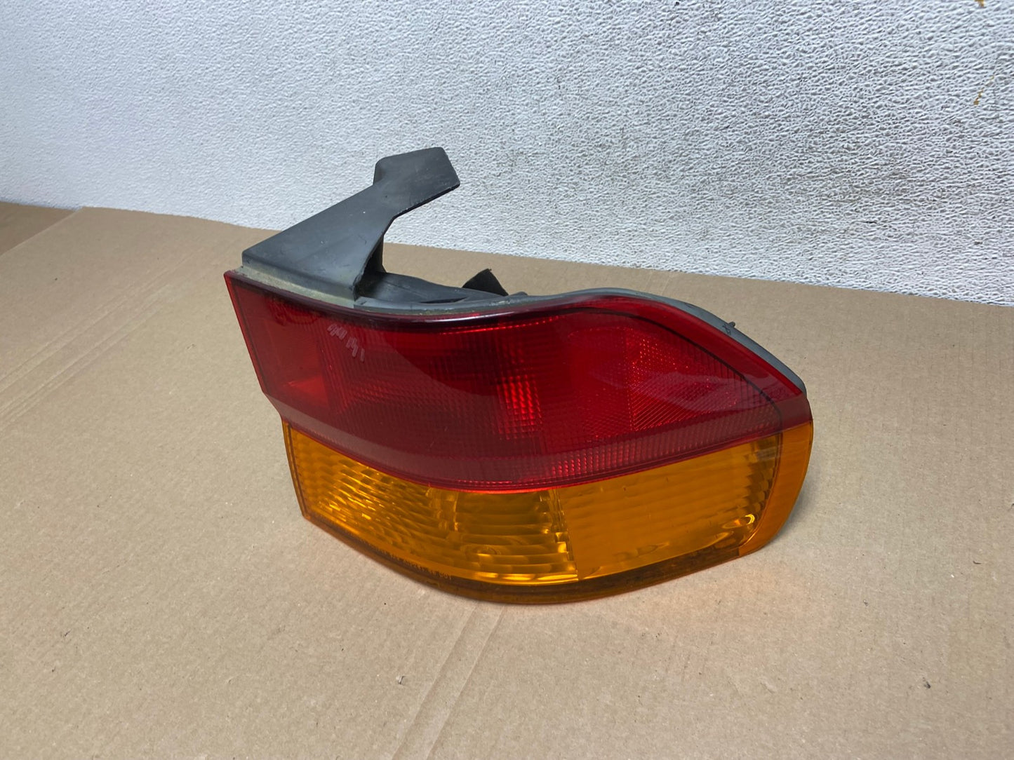 2002 2003 2004 Honda Odyssey Right Passenger Side Tail Light AE9426 LK1