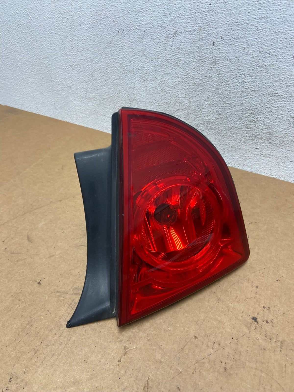 2008 2012 Chevrolet Malibu Right Passenger RH Side Tail Light AE3138 LK2