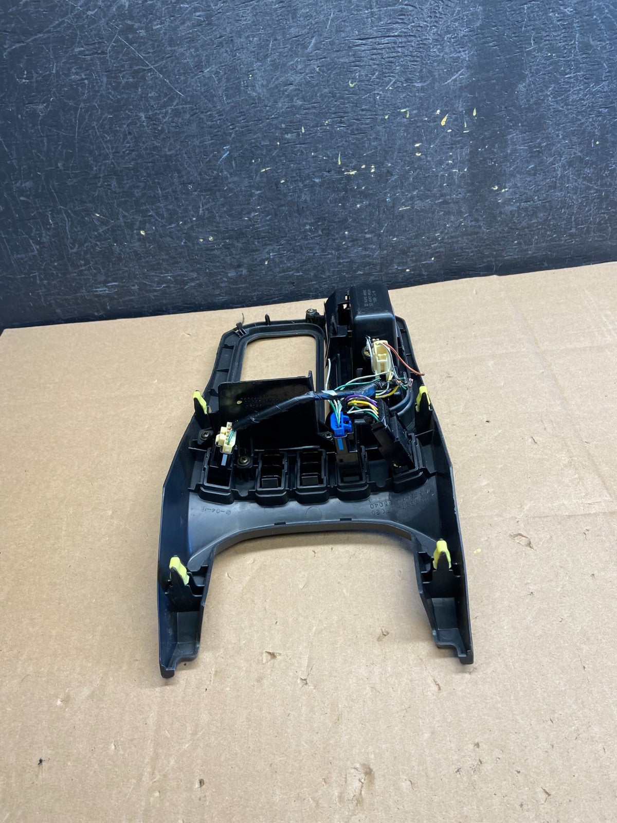 2003-2009 Toyota 4Runner Shifter Bezel Center Console Trim Bezel AI3221 DG3