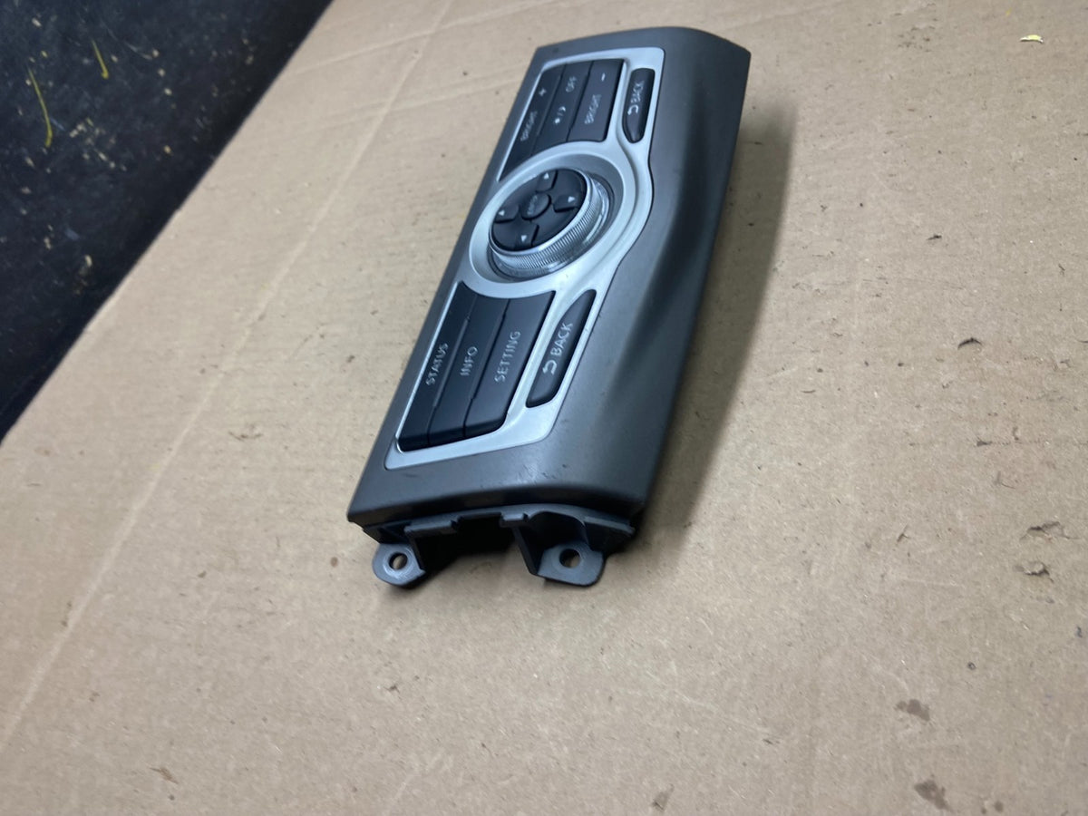 2009-2014 Nissan Murano AM FM Radio CD Control Panel T9225 DG1