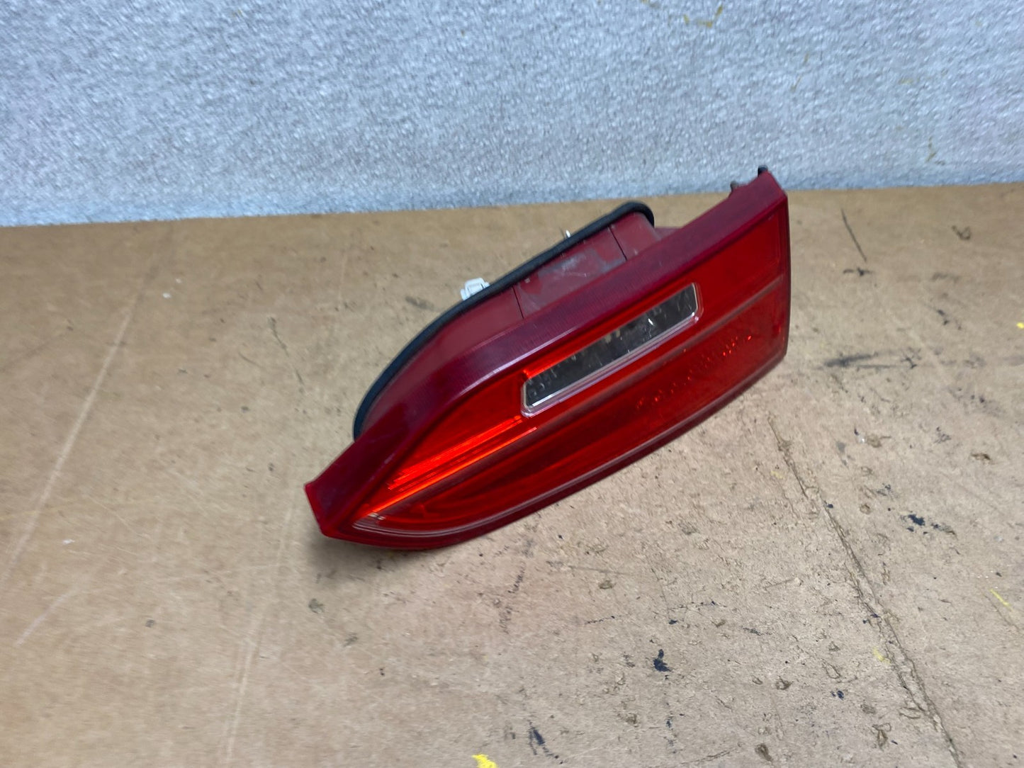 2013-2016 Hyundai Santa Fe Sport Left Driver LH Inner Tail Light X7160 DW2