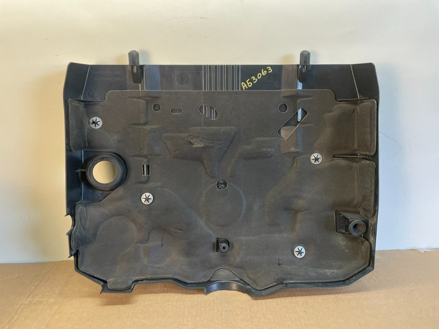 2010 to 2015 Chevrolet Camaro Engine Motor Cover ag3063 DG3