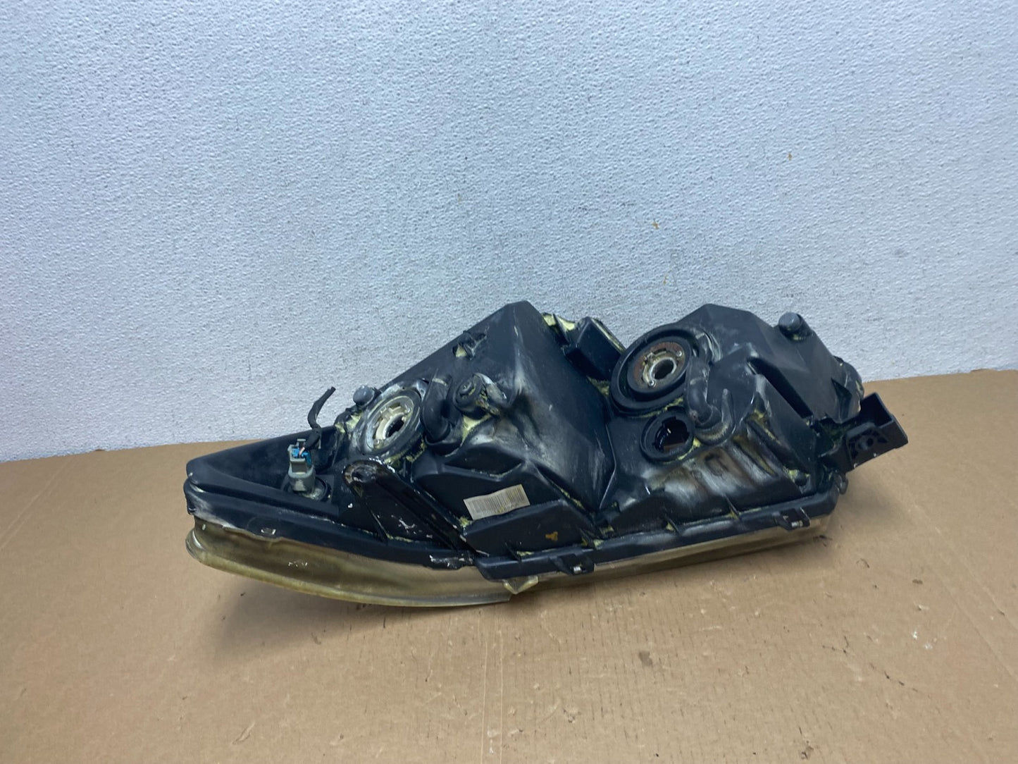 2009 to 2017 Dodge Journey Headlight Right Passenger Rh Halogen AD7947 DW6