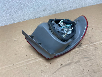 1998 1999 2000 Toyota Corolla Right Passenger Side Tail light OEM AB4757 LK5