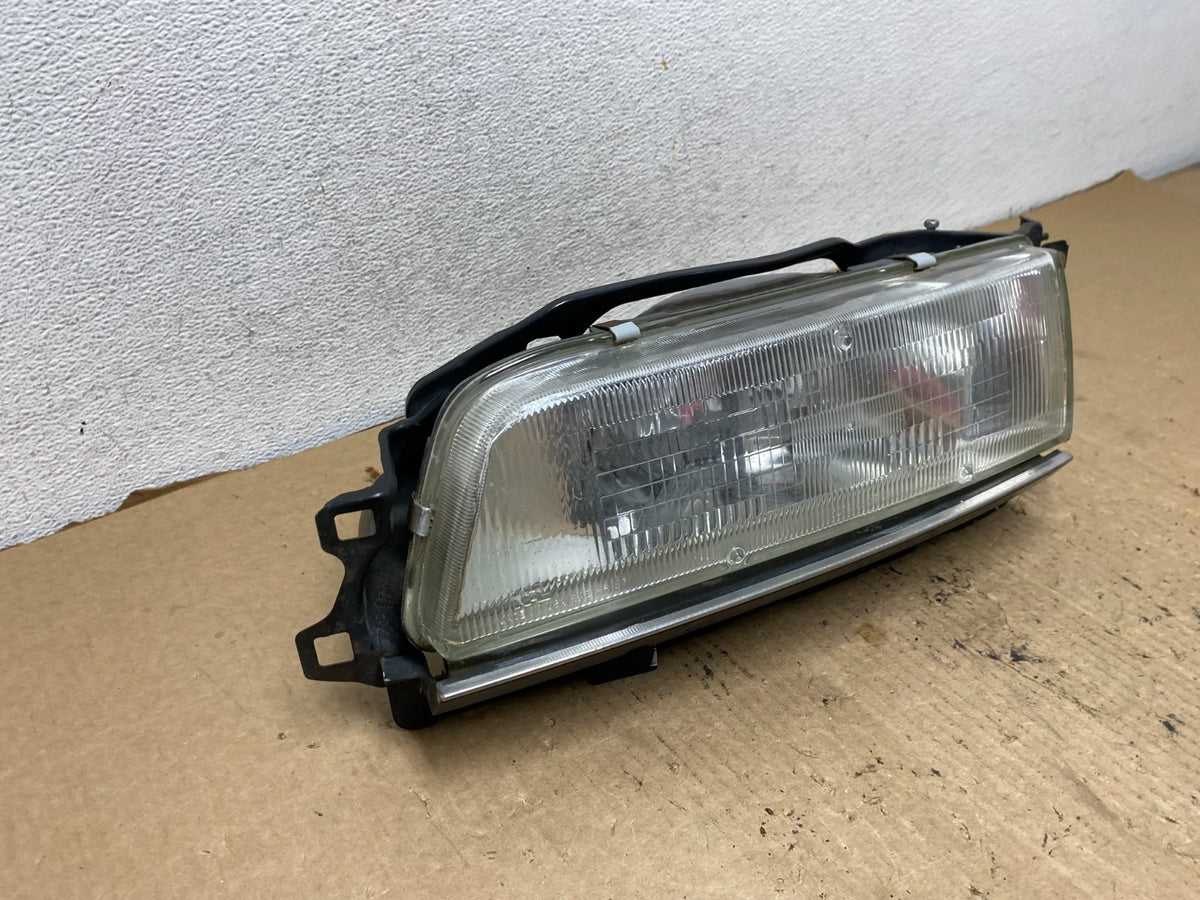 1987 to 1991 Toyota Camry Drivers Left Driver Side Headlight AG24652