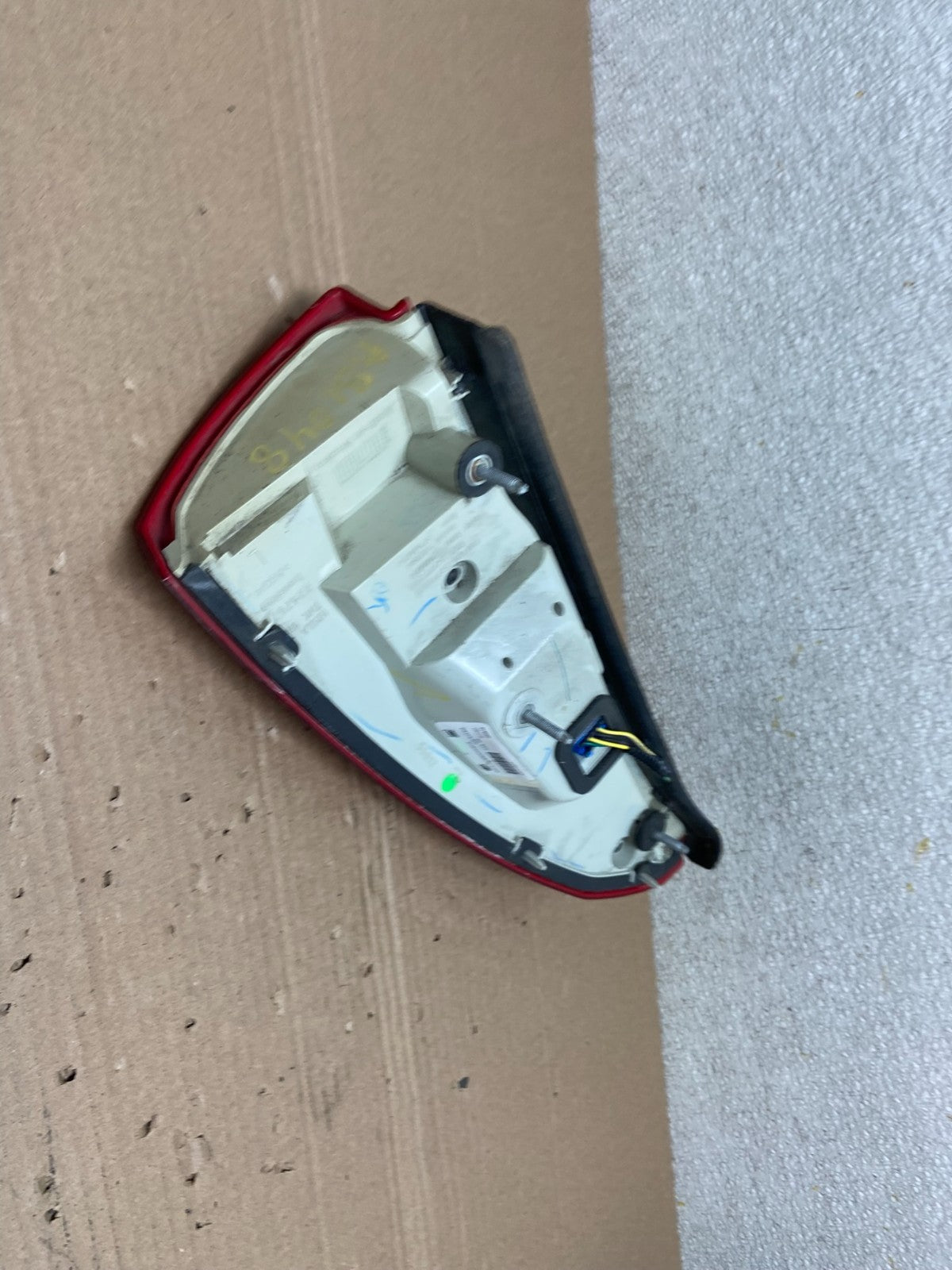 2006 to 2011 Cadillac DTS Left Driver Lh Side LED Tail light Oem AB1048 LK3