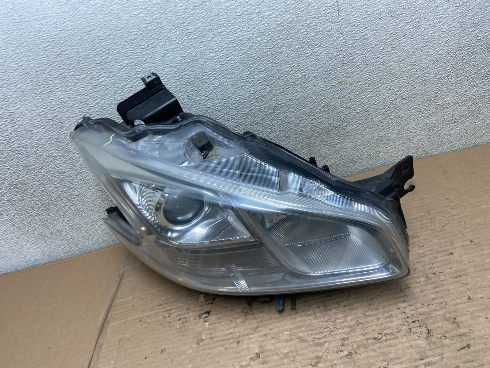 Halogen 2009-2014 Nissan Maxima Right Passenger Headlight AA9519 DW1