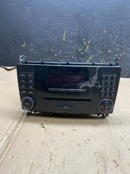 2005 2006 2007 Mercedes W203 C230 C240 Head Radio CD Player Stereo X5786 DG0