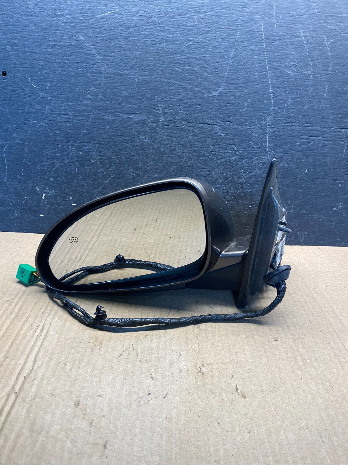 2008-2012 Buick Enclave Left Driver Heat Door Turn Sg Mirror Heated OE AF7470 DG10