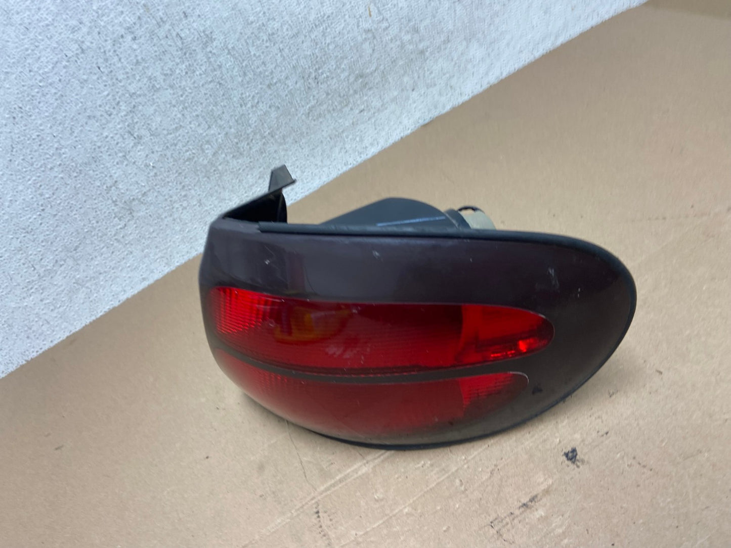 1998 to 1999 Ford Taurus Wagon Right Passenger RH Side Tail Light AF4388 LK1