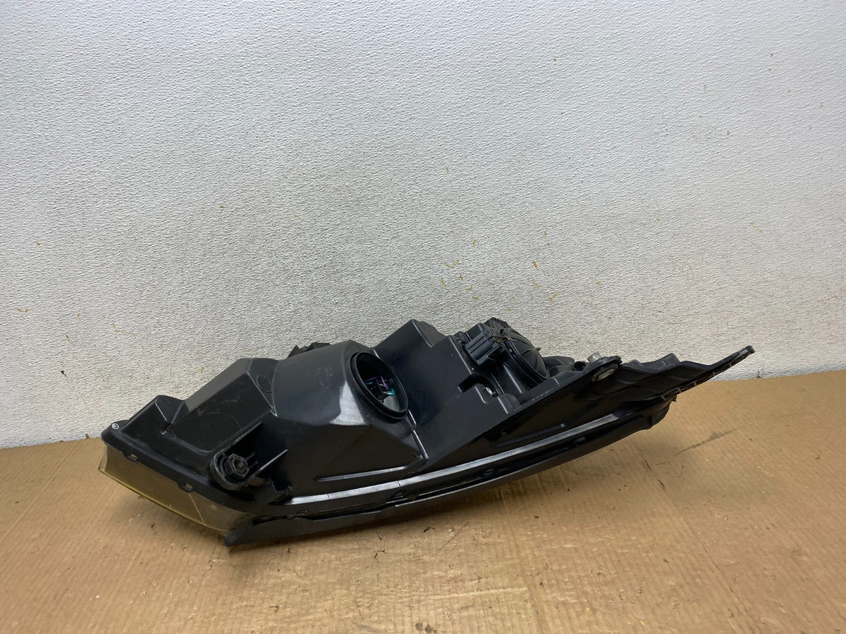 2013-2017 Chevrolet Traverse Left Driver LH Side Headlight Halogen AI8054 DW4