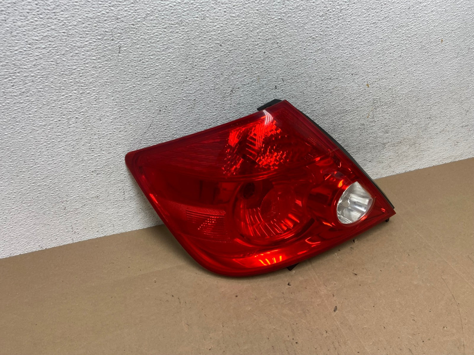 2005 2006 2007 Scion TC Tail Light Left Driver Lh Side AE4983 LK2