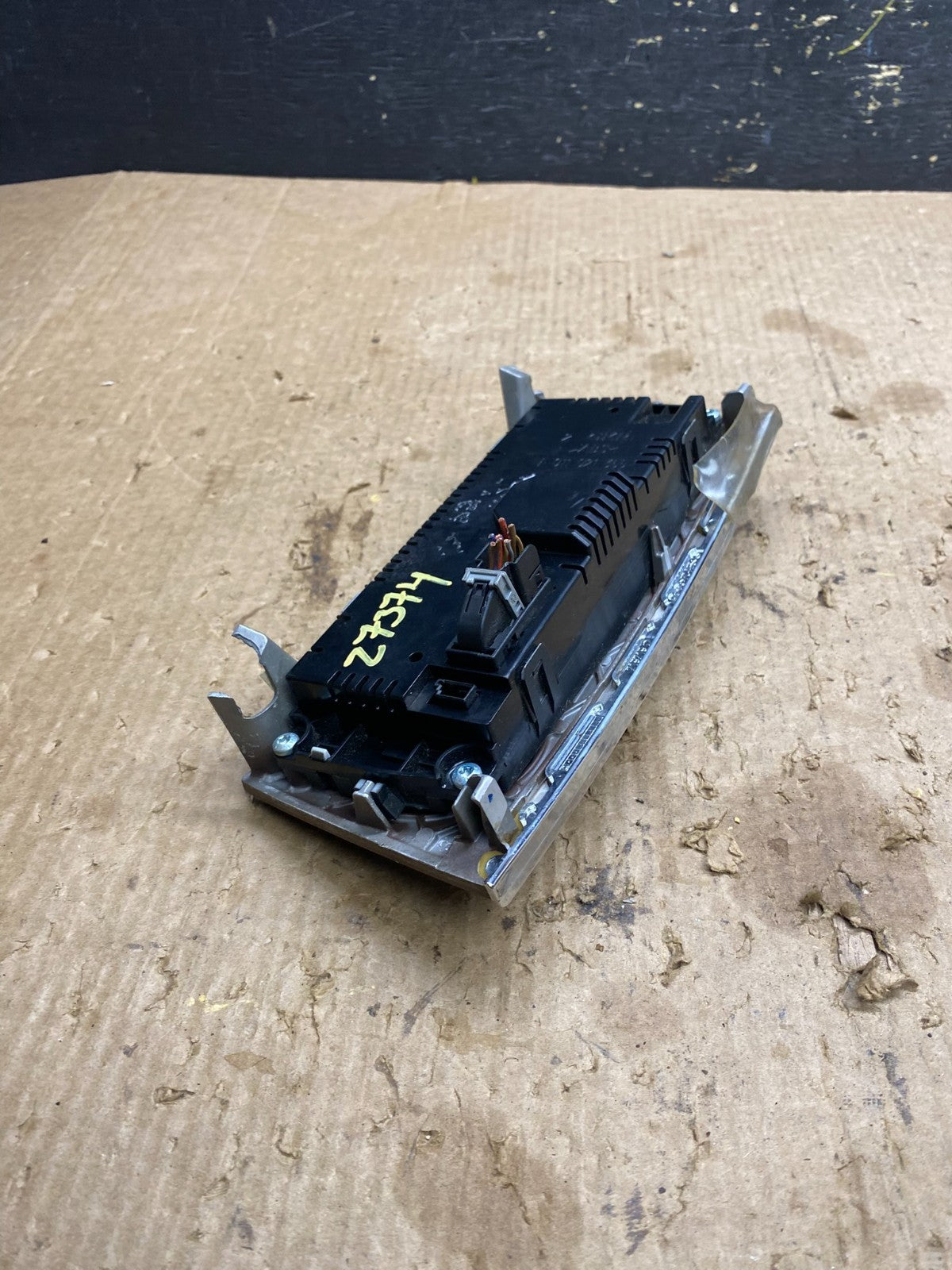 2005-2009 Mercedes W203 C230 C240 A/C Heater Climate Control Trim OEM Z7374 DG4