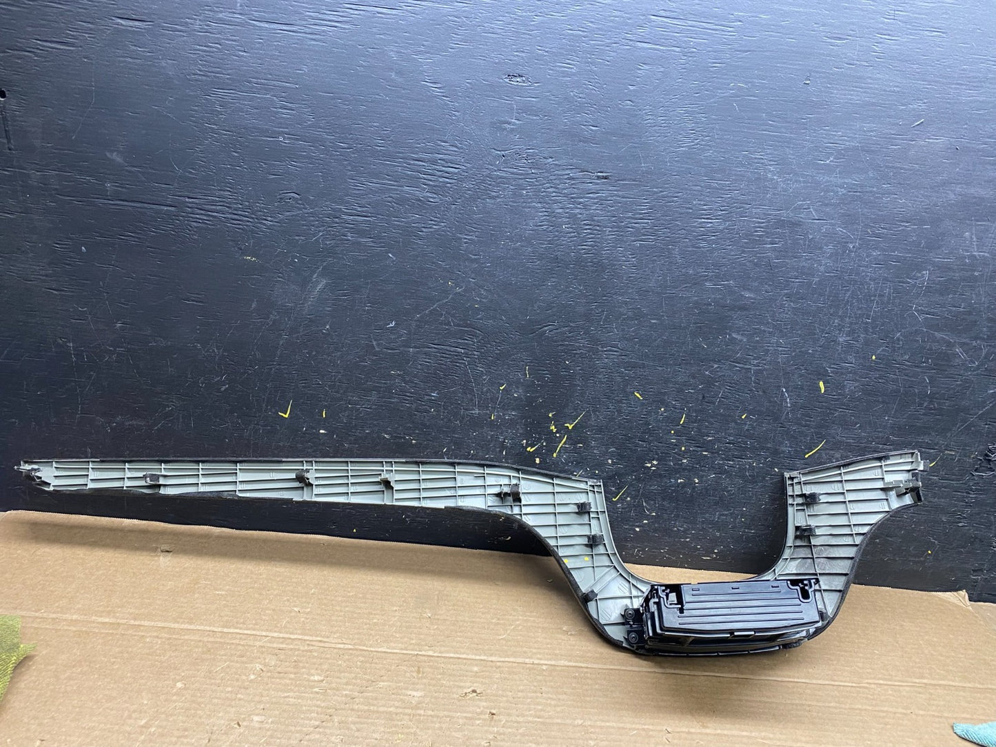 2007 to 2012 Hyundai Santa Fe Center Dashboard Wood Panel Molding OEM w1641 DG4