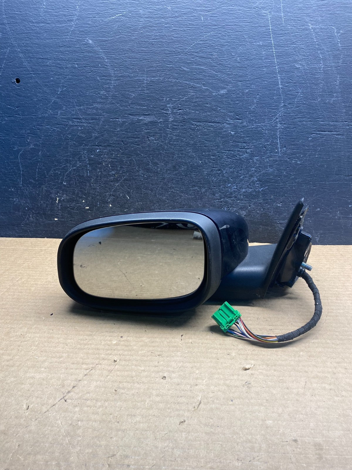 2007 - 2009 Volvo S60 Left LH Driver Side Front Door View Mirror AF41769