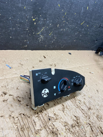 1997-2014 Ford Van Econoline E150 E250 Heater Climate Fan Control V7695 DG1