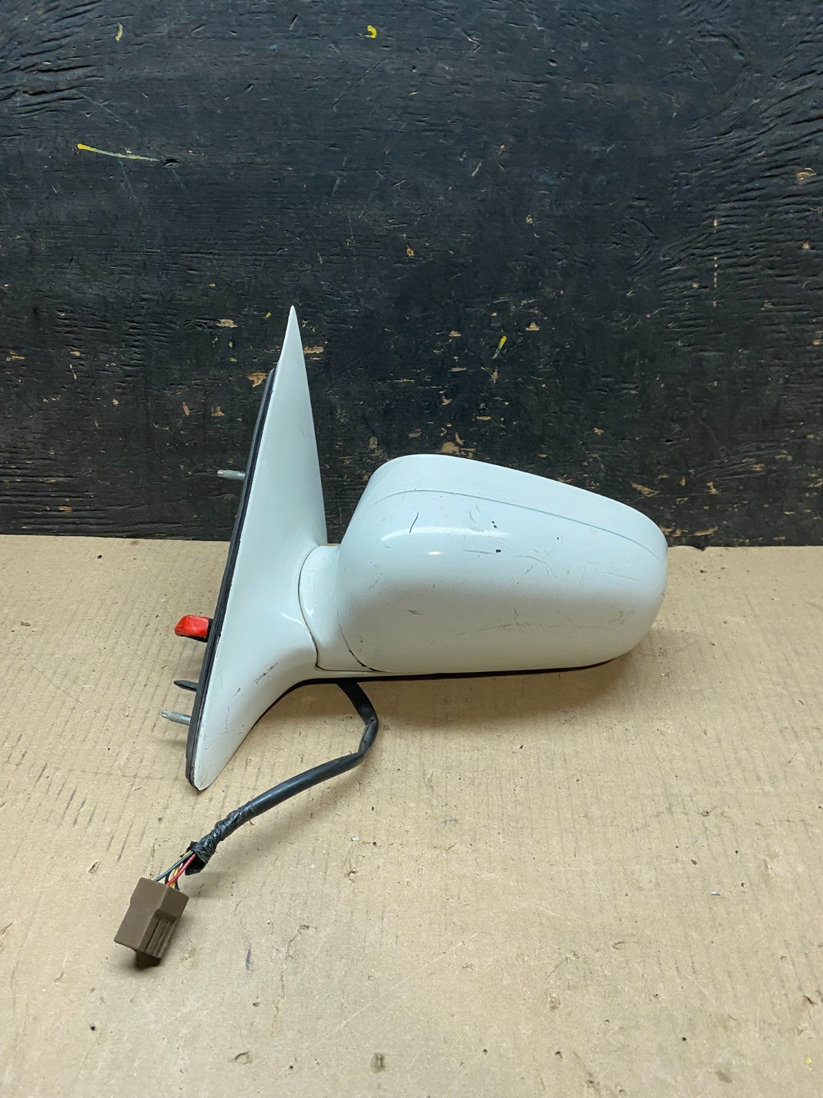 2003 - 2011 Ford Crown Victoria Left Driver LH  View Door Mirror OEM U7623 IT0