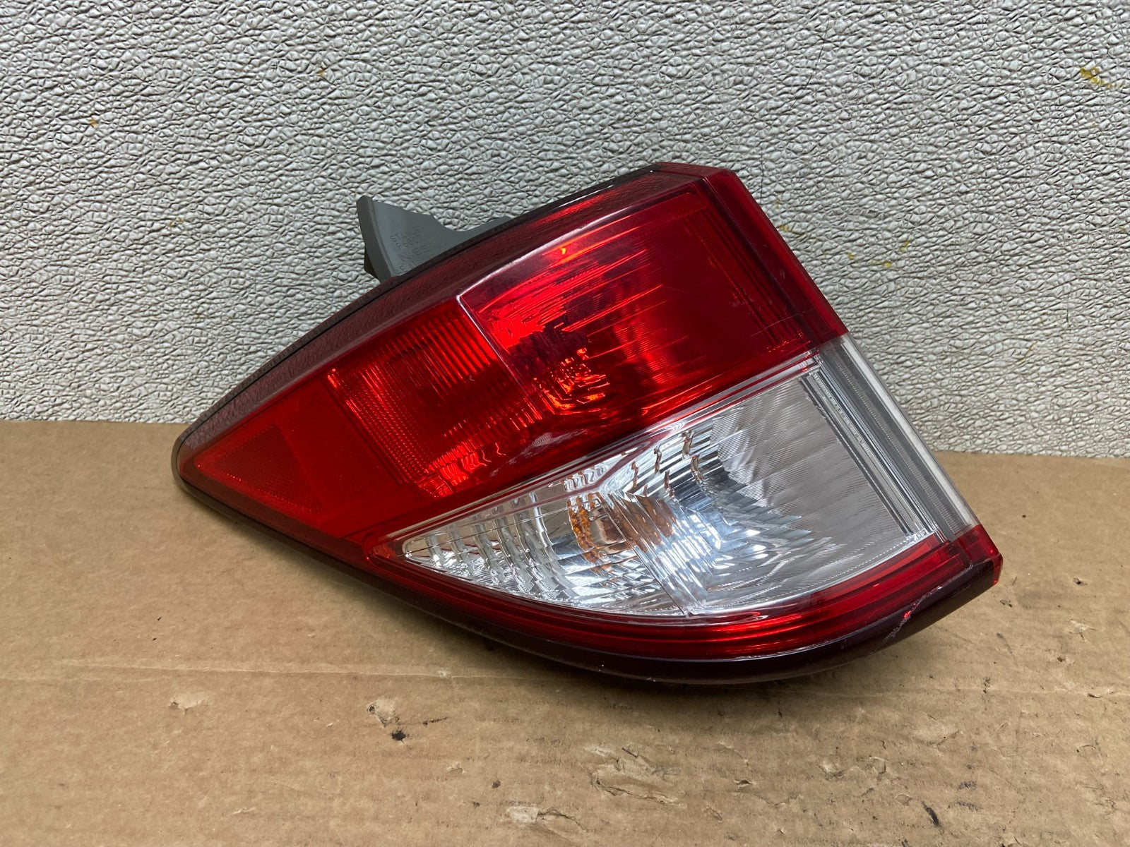 2011 to 2017 Nissan Quest Left Driver LH Side Tail Lights Oem AB4710 LK0