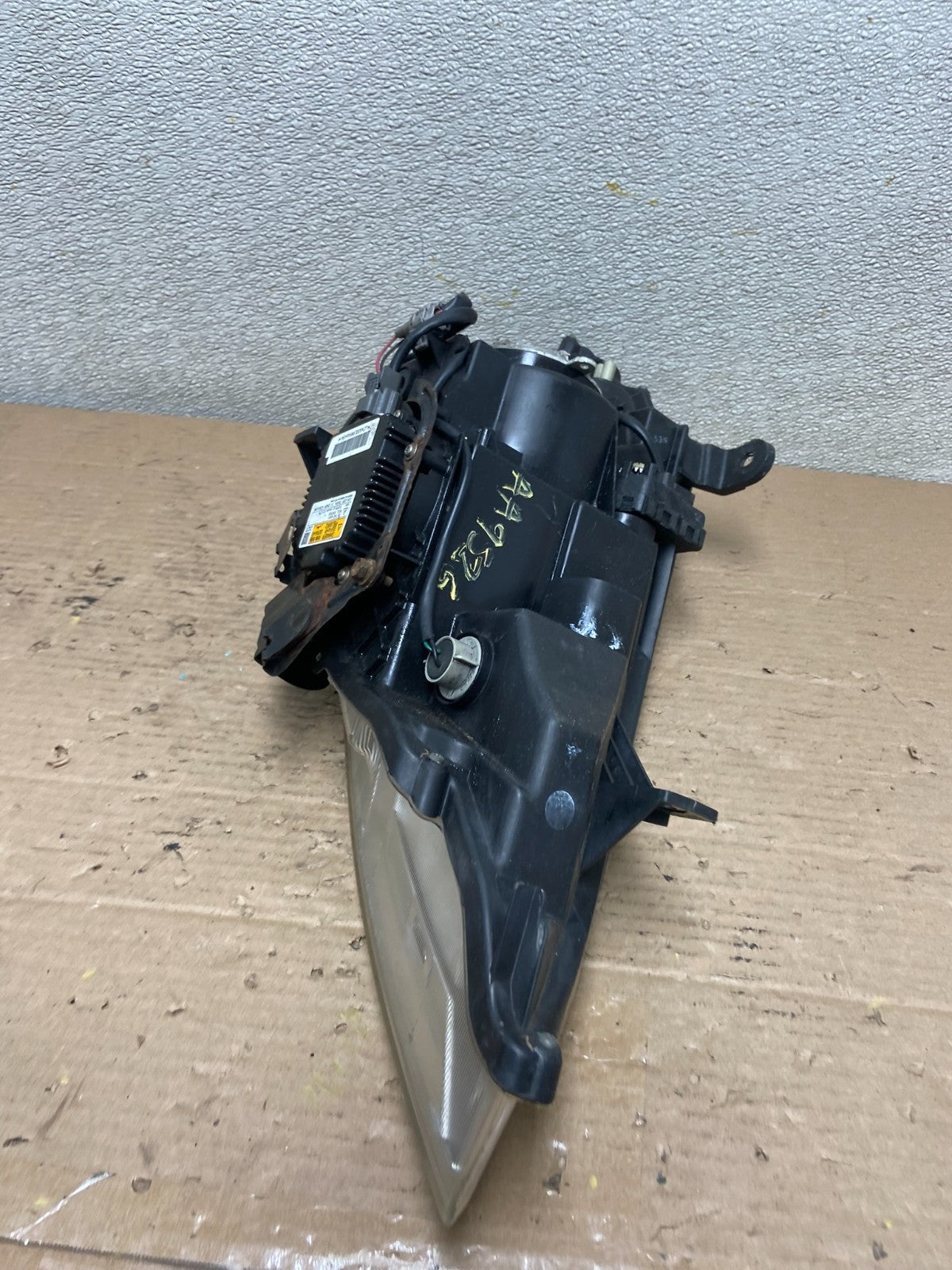 2003 to 2007 Nissan Murano Headlight Xenon HID Left Driver LH Oem AA9526 DW4