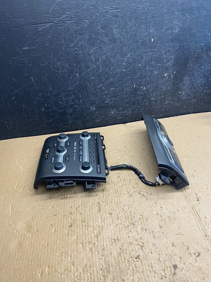 2011 - 2014 Nissan Murano AM FM Radio CD Climate Control Panel AF1545 DG2