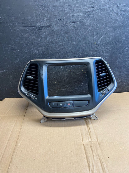 2014 to 2020 Jeep Cherokee Center Radio Climate Control Vent Bezel AI5975 DG0