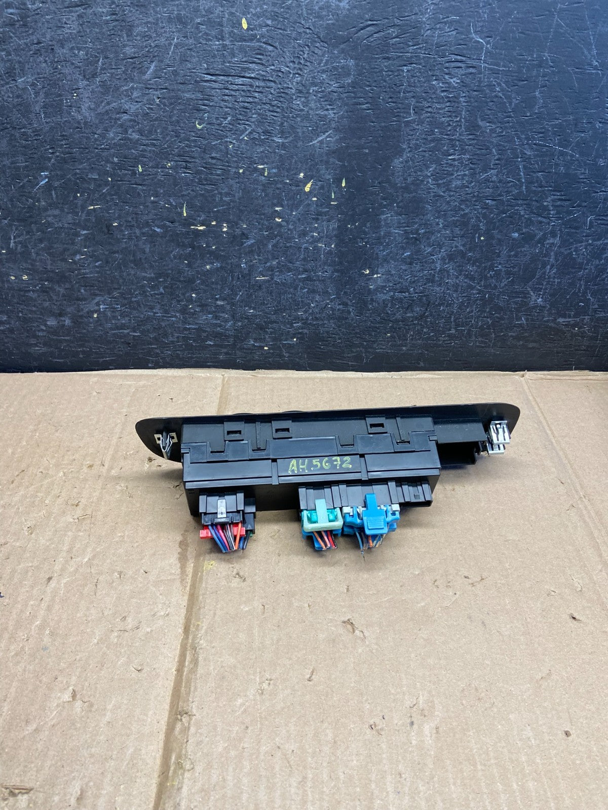 2006 - 2009 GMC Envoy Master Power Door Lock Window Switch Heat Seat ah5672 DG3