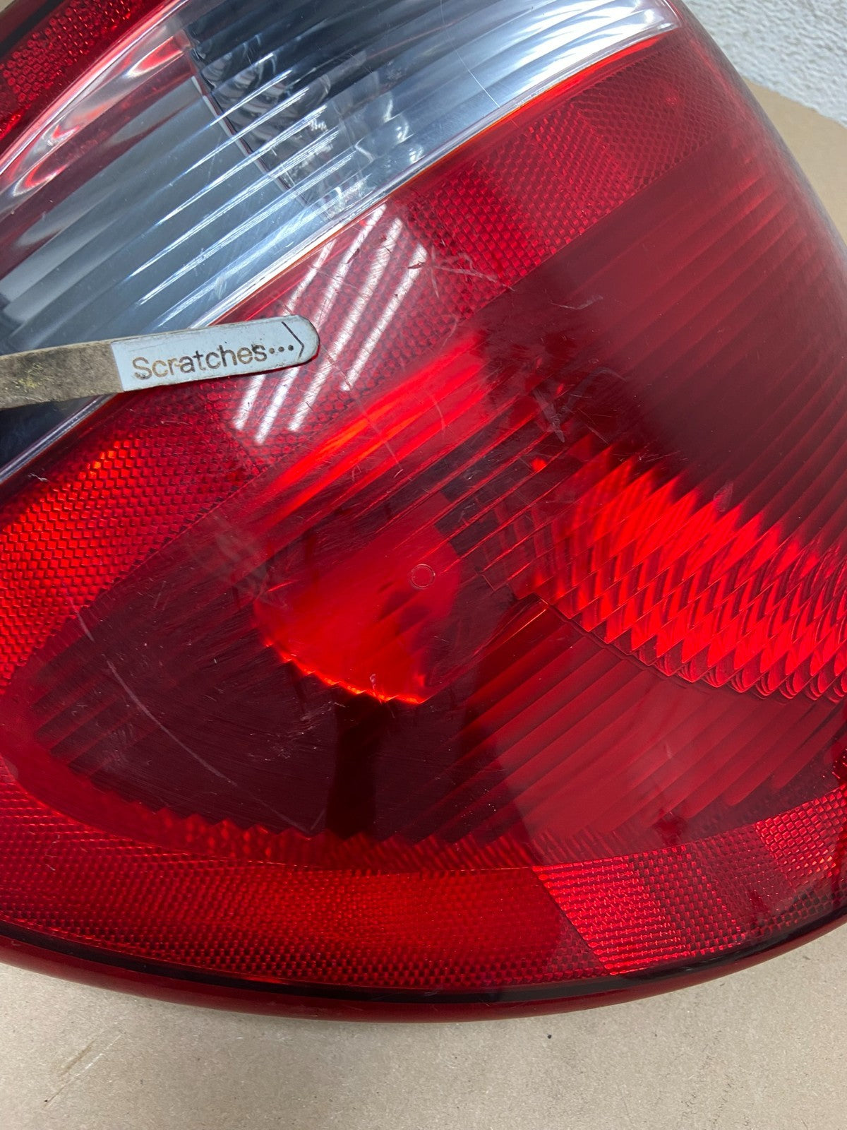 2004 to 2007 Dodge Grand Caravan Left Driver Lh Tail Light AG6583 DW3