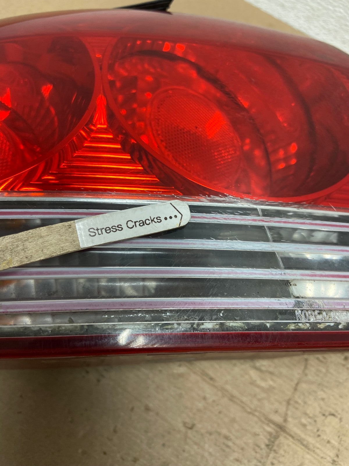 2002 to 2005 Hyundai Sonata Left Driver Lh Side Tail Light AF4769 LK4