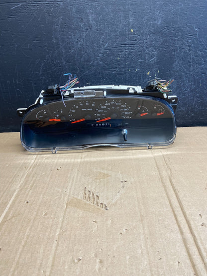 2006 Ford E350 Gauge Speedometer Cluster ad7078 DG0